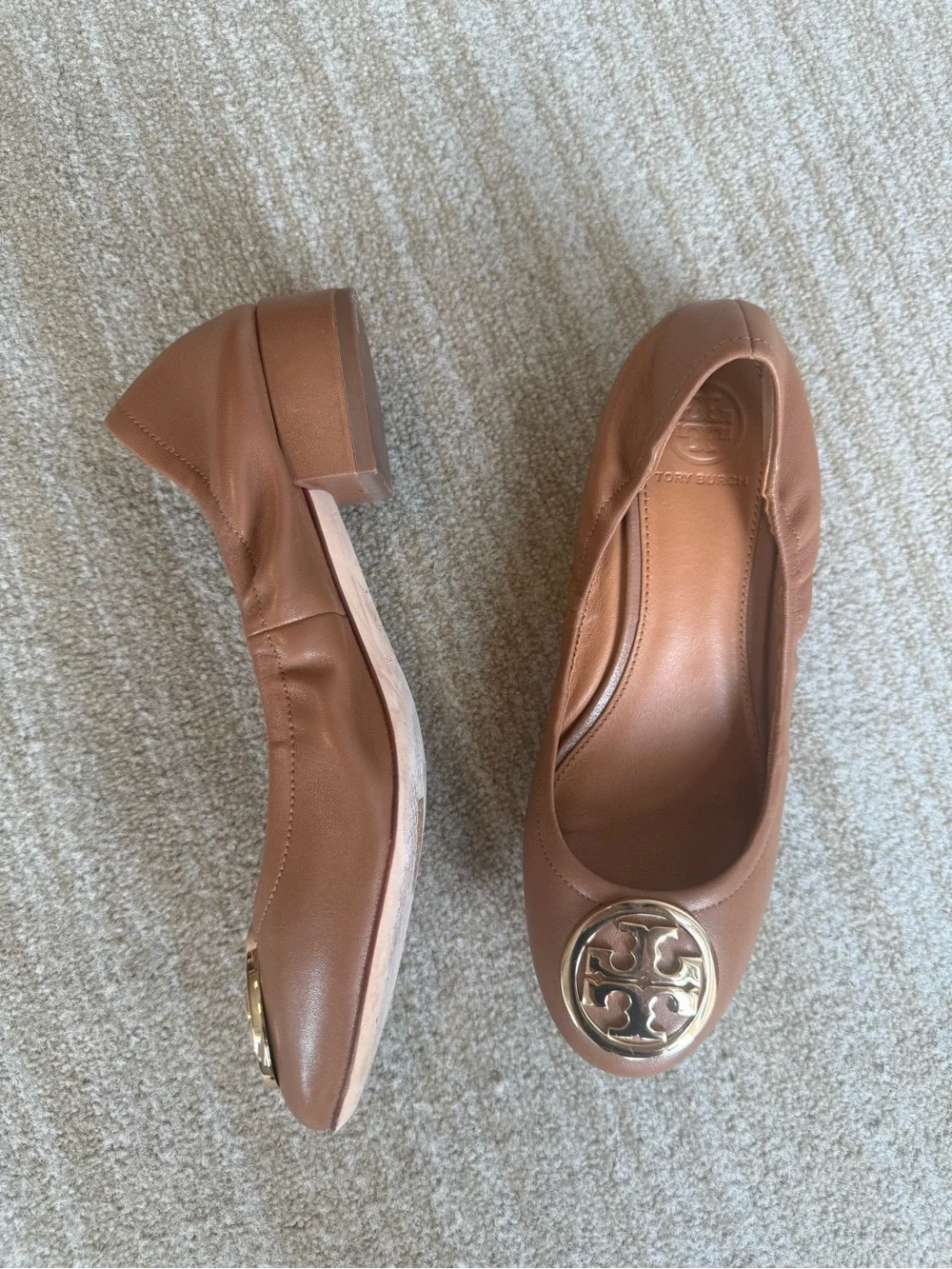 Tory Burch Reva Heeled Ballet Flats with Gold Logo (Brown)